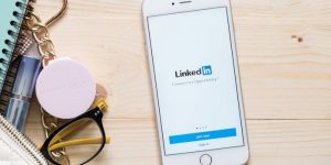 7 Ways to Improve Your LinkedIn Profile